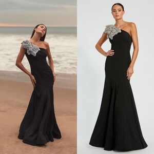 Mac Duggal NEW‎ Black Crepe One Shoulder Trumpet Gown With Flower $698 - Size 14